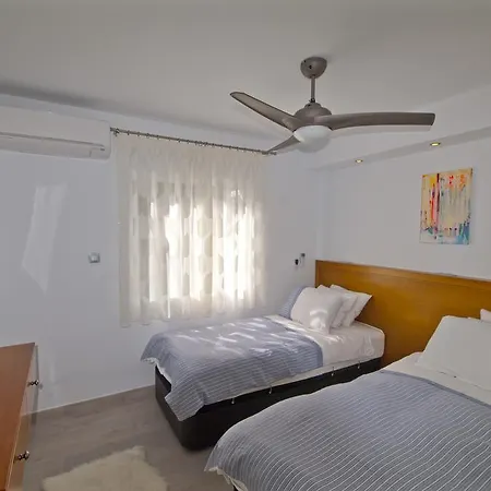 Oasis 22 *